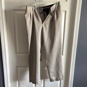 Croft & Barrow Men's Khaki Chinos